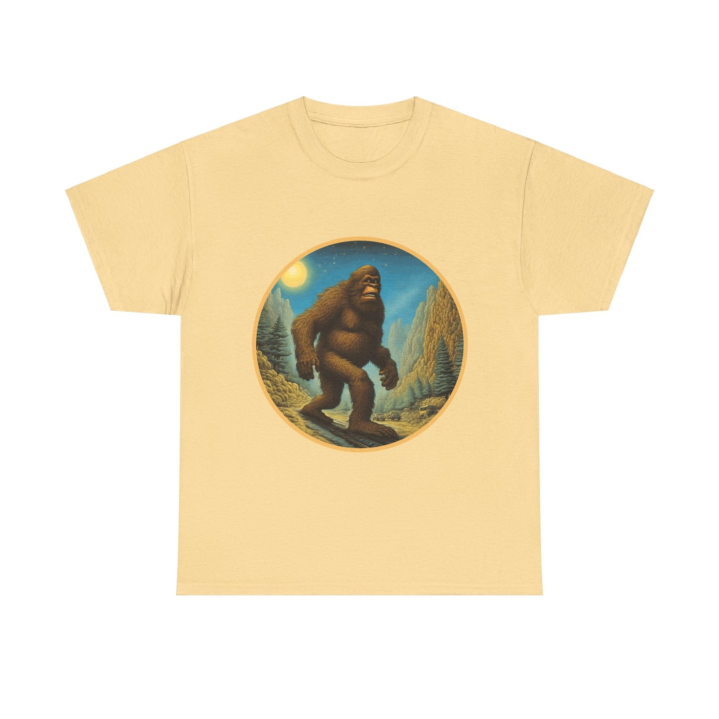 Bigfoot Gotta Roam - Unisex Heavy Cotton Tee